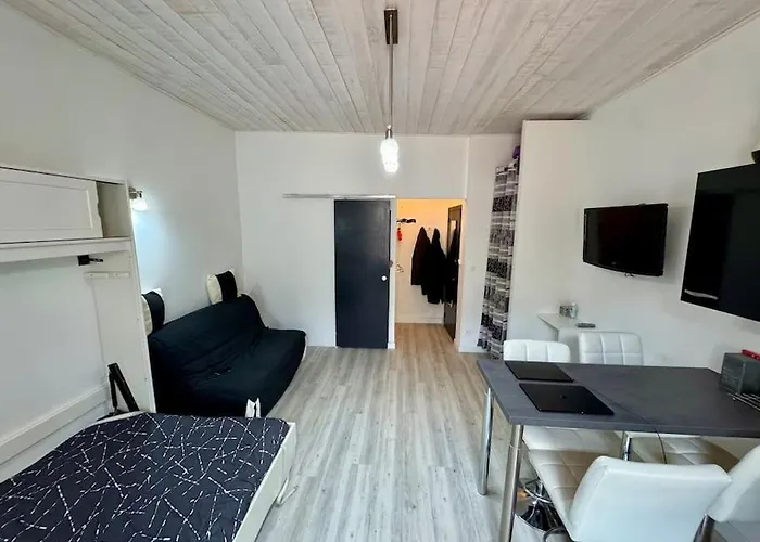 Ocean Bleu 莱萨布勒-多洛讷